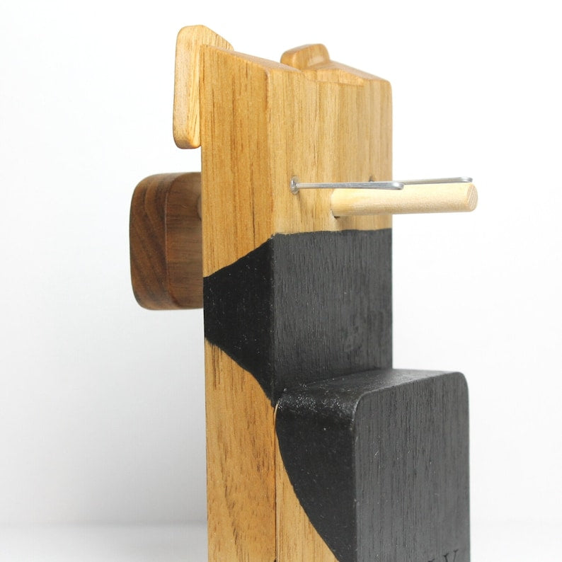 Airedale Terrier Dog Eyeglass Stand.