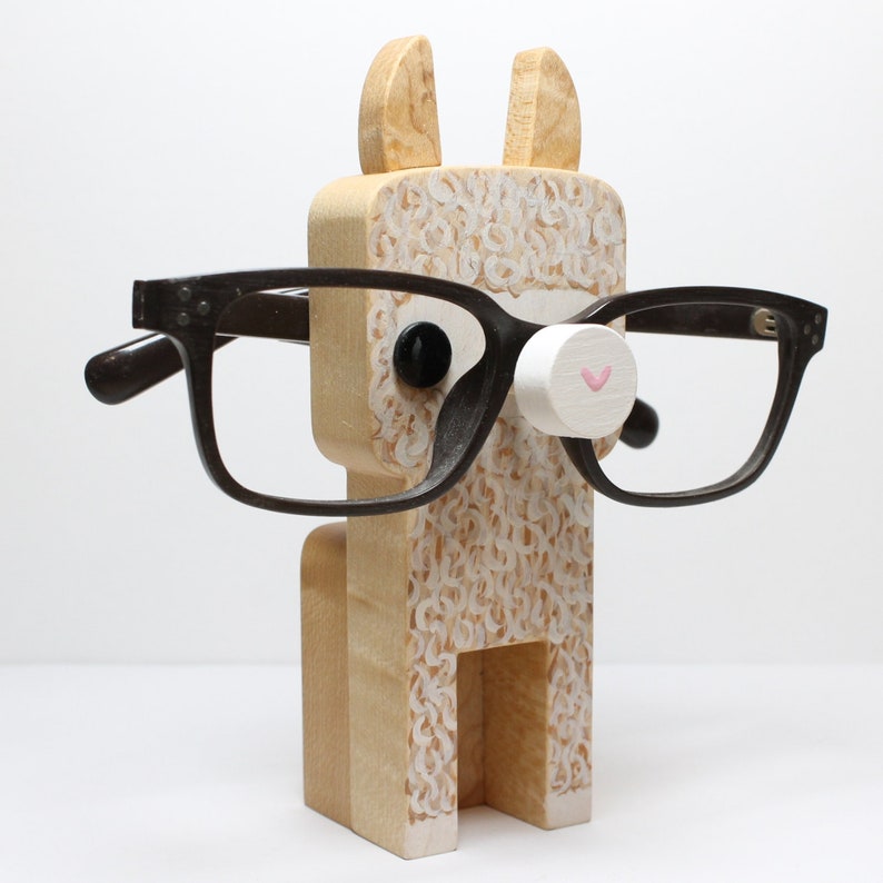 Alpaca Eyeglas Stand.